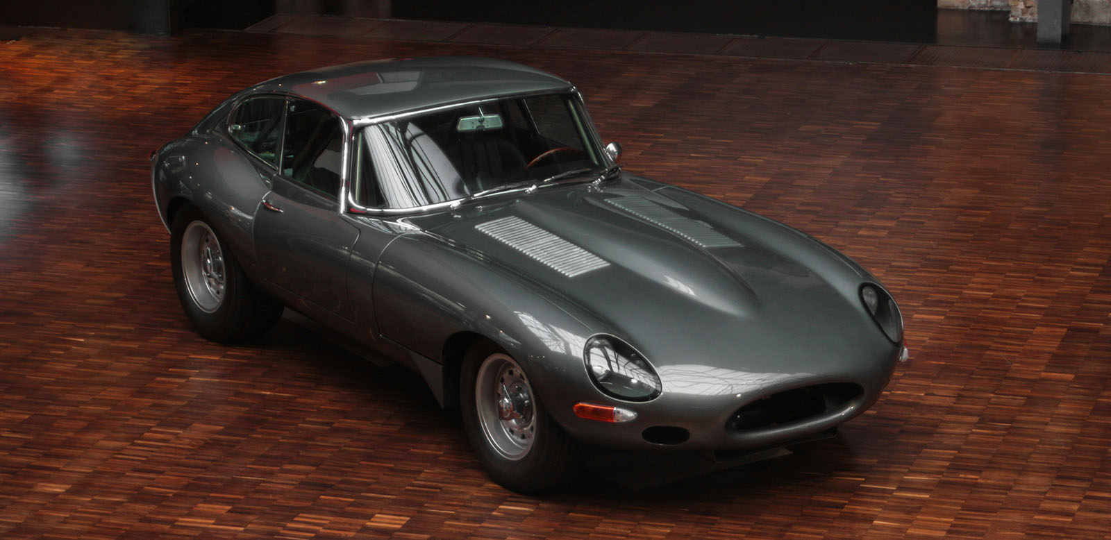 Jaguar E type