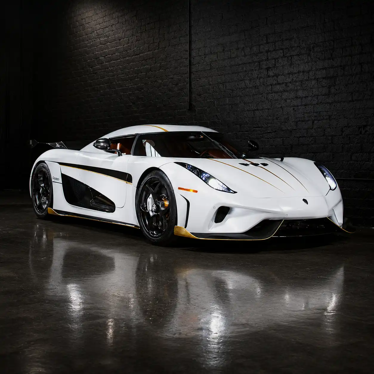We-Know-and-Understand-Koenigsegg-Paint-&-Finishes